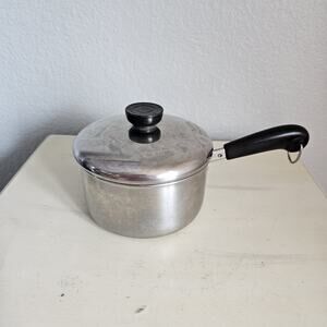Revere Ware 1 1/2 Qt Stainless Sauce Pan Lid & Heat Disc Clad Bottom Clinton ILL